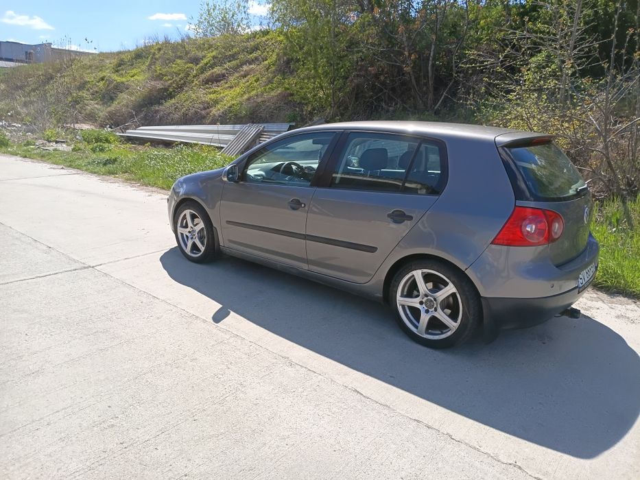 De vanzare Golf 5