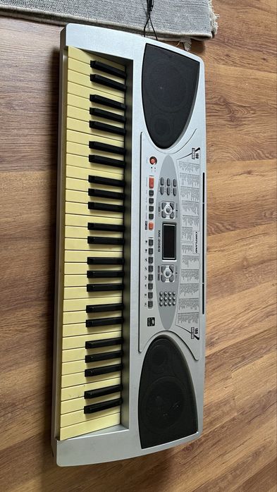 Продам синтезатор Cortland MK-2061