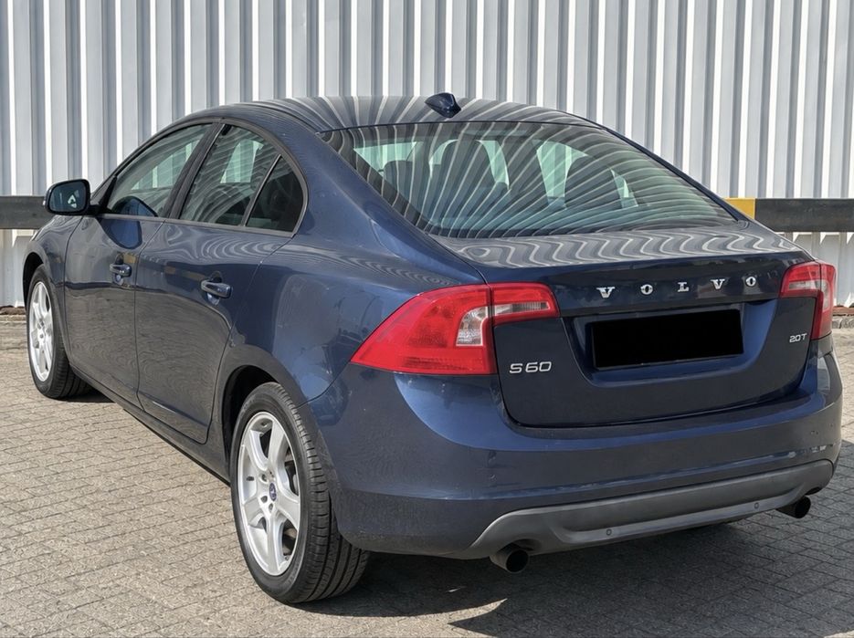 VOLVO S60 2010 — imagine 2