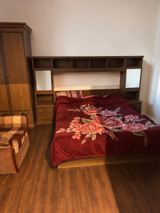 Үй сатылады, 6 бөлмелі