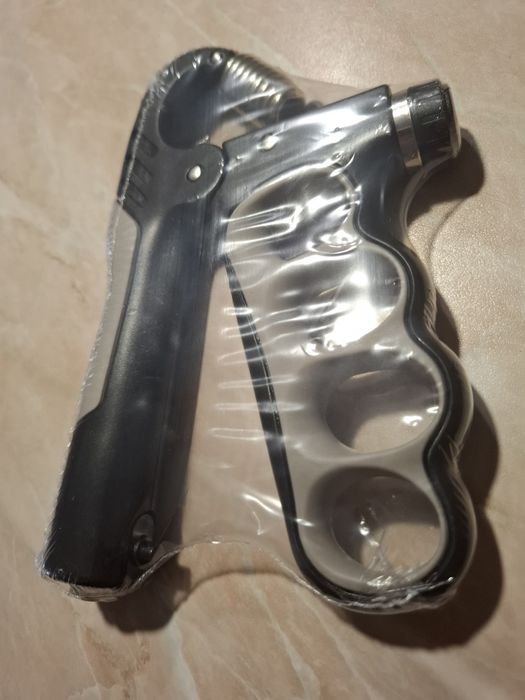 Уред за трениране на силата на захвата с брояч 10-100кг 10-150кг-15лв