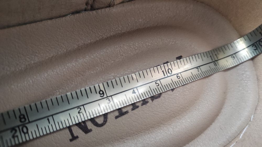 Pantofi bărbati noi marimea 45 inchidere cu sireturi elastice