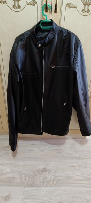 Есенно-пролетно кожено яке размер 52
