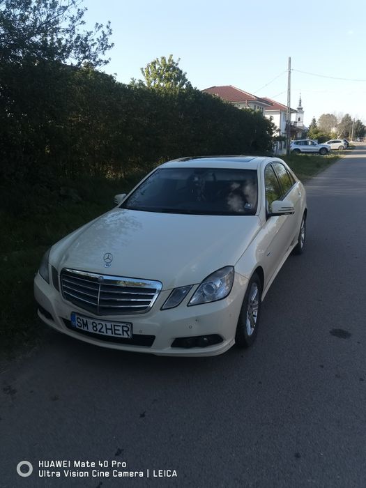 Vând Mercedes E 220 an 2011 sau schimb cu  Mitsubishi Pajero