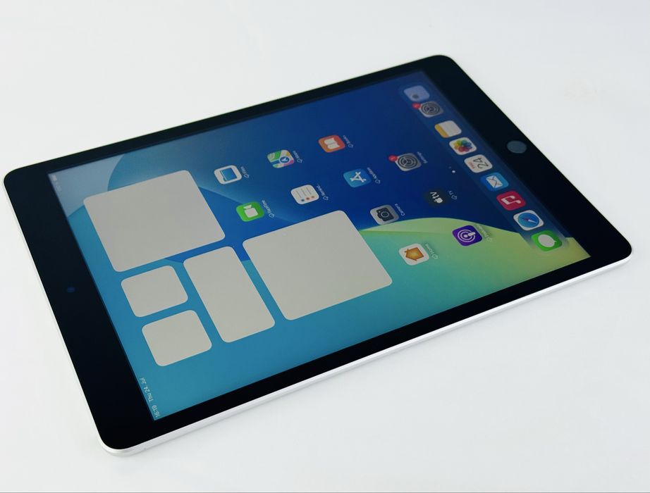 Apple iPad 9 64GB WiFi Silver Отличен! Гаранция!