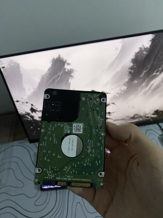 Продам жесткий диск 500GB