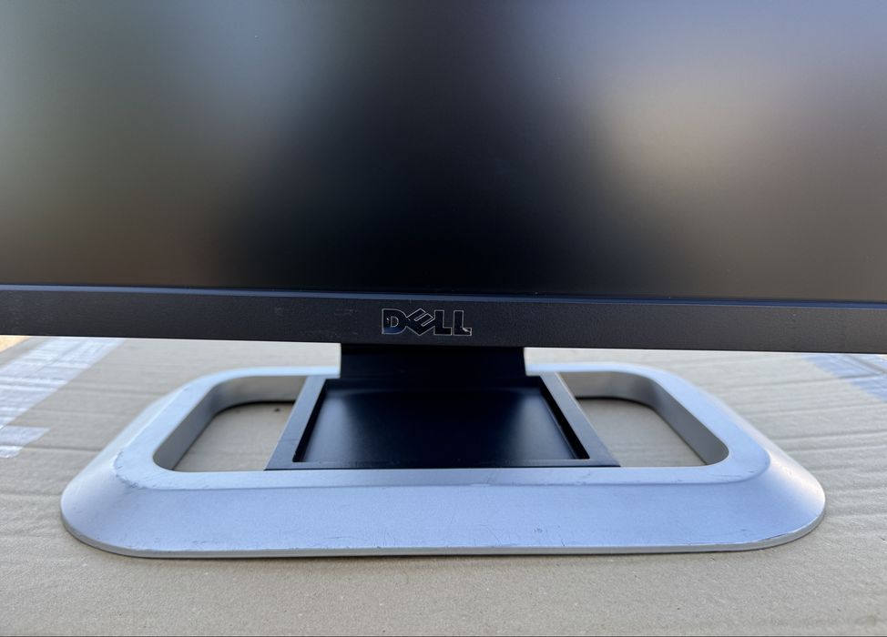 Монитор Dell 22 инча