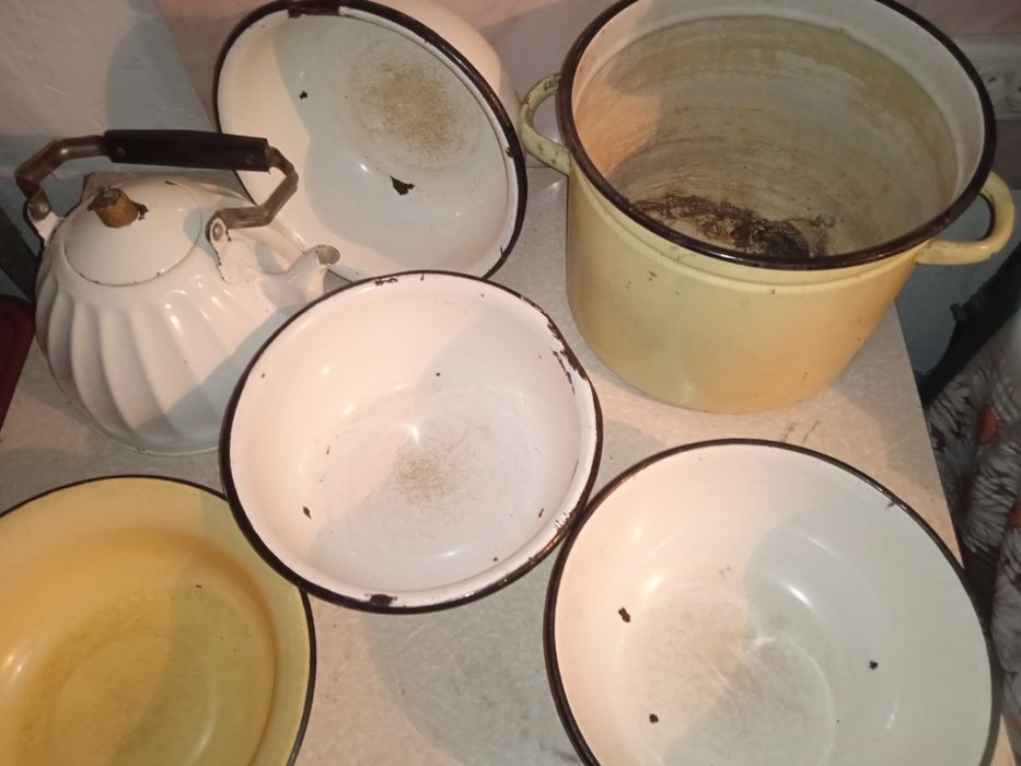 Эмалированная советская посуда