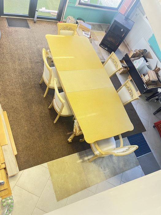 Маса с шест стола разтегателна