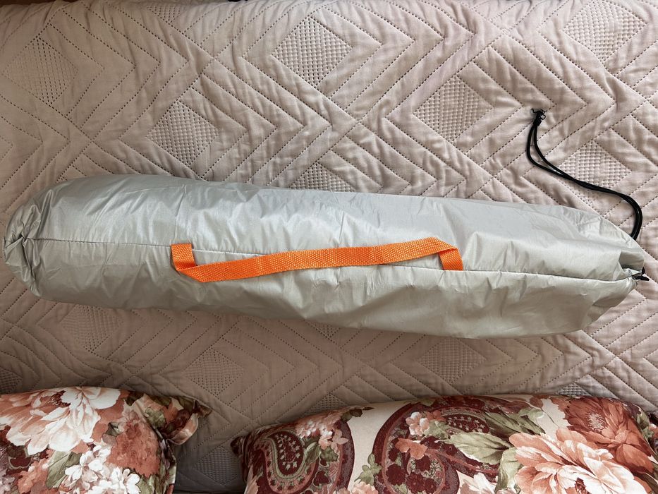 Палатка для 2их! Небольшая!