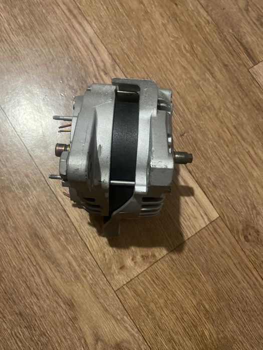 Генератор на тойота камри 2,4