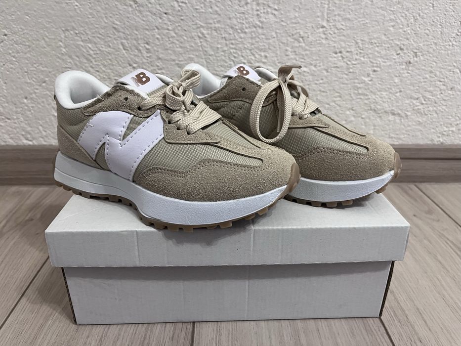 Нови! New balance номер 32. Цена 20 €.