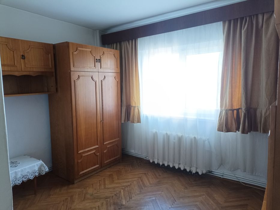 Chirie apartament cu doua camere