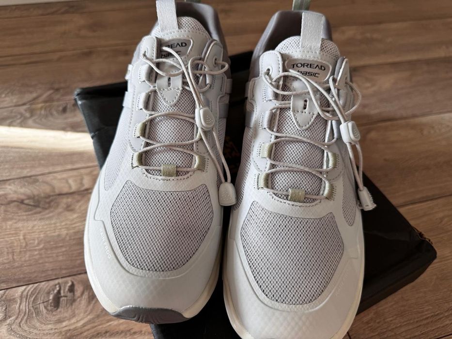 Продаю кроссовки