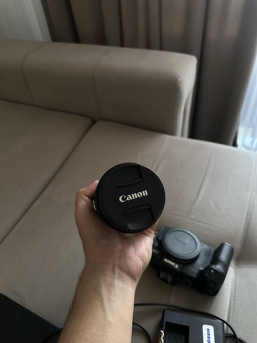Canon RP + объектив (24-105mm), срочно продается