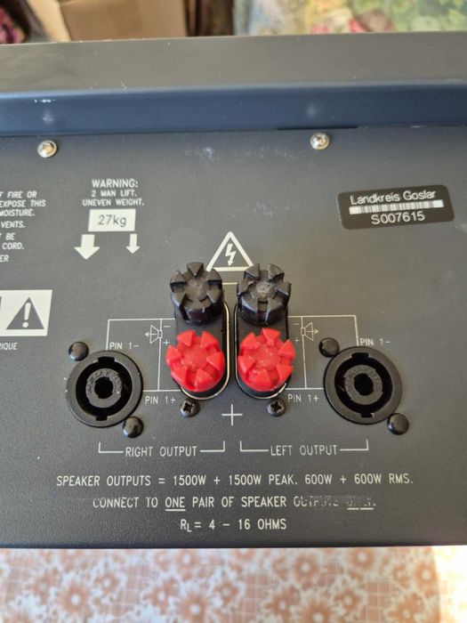 Продавам Soundcraft - рower миксер 2 X 1500 w peak