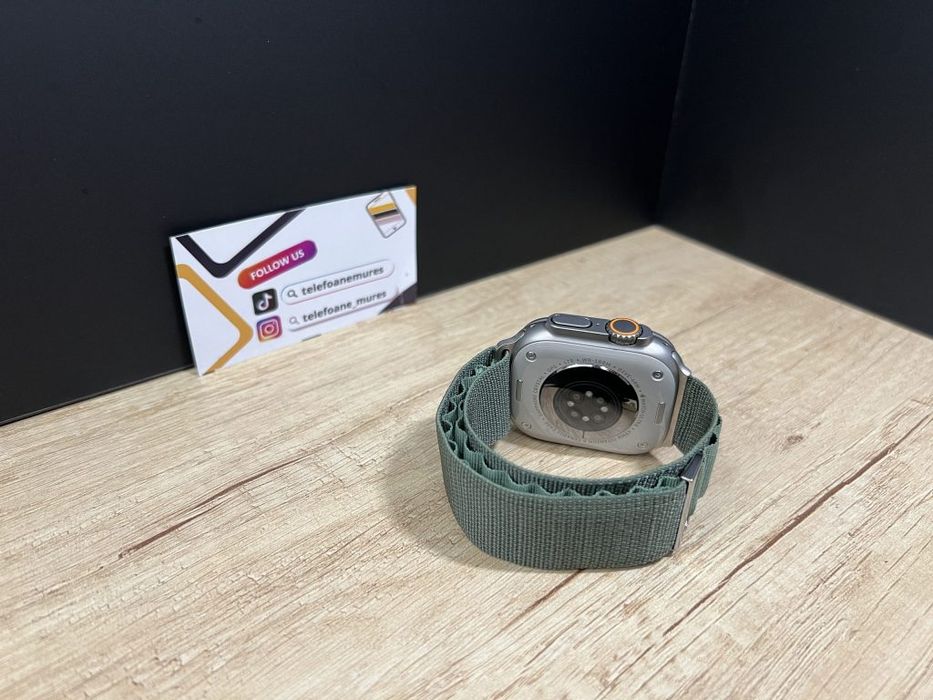 Apple Watch Ultra 2 49mm Natural Titanium Second-Hand Foarte Bun 2 ani
