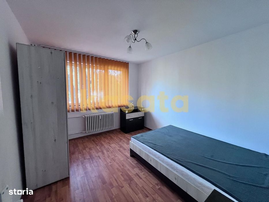 3 Camere de Închiriat
