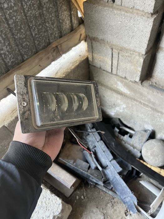капот на пассат б3 и фары туманники