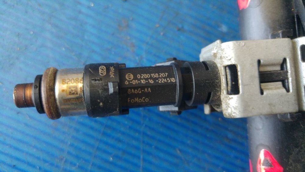 rampa cu injectoare  ford fiesta 6 rtjd 1.4 lpg 1.4 b si gaz dupa 2009 8a6g-9h487-cb 0280158207