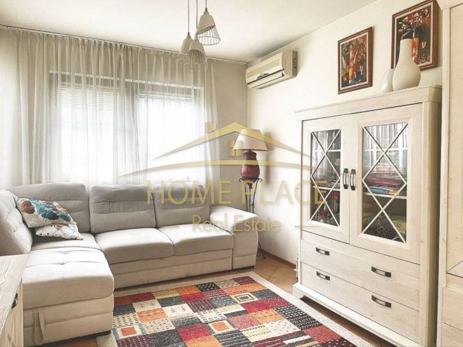 Продава се Двустаен апартамент в Варна, Център - 75 кв.м за 1917 €/кв.м - Снимка #1