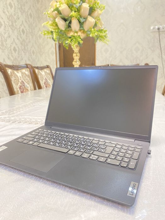Lenova corei5 280$