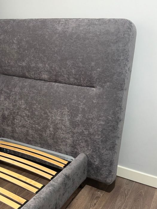 Продаю кровати .