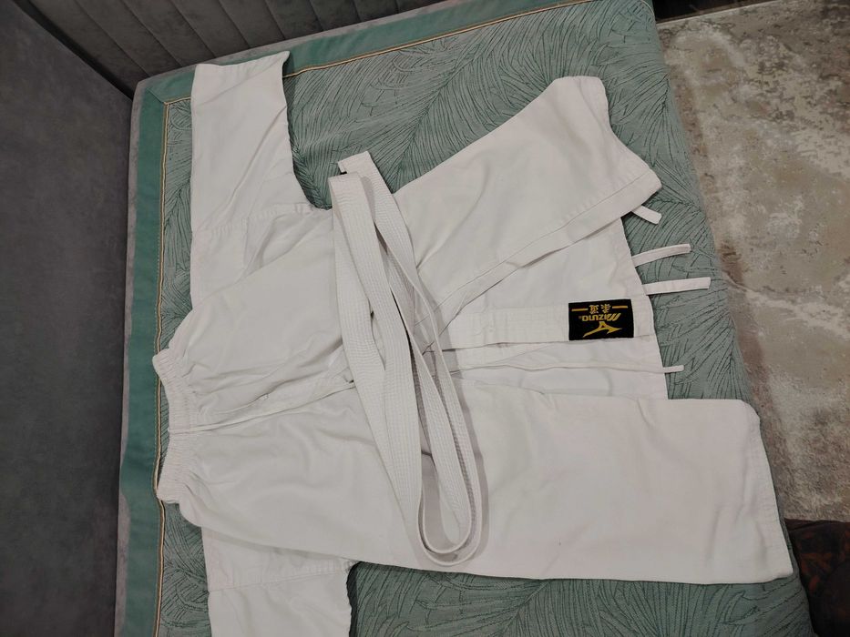 Костюм для каратэ