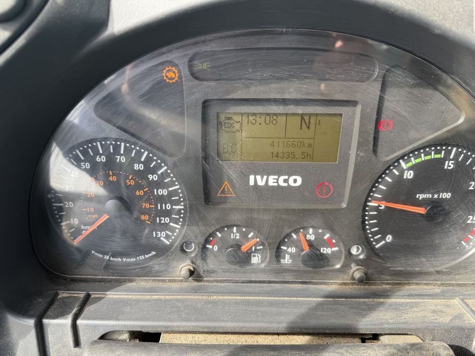 Ивеко тракер камион