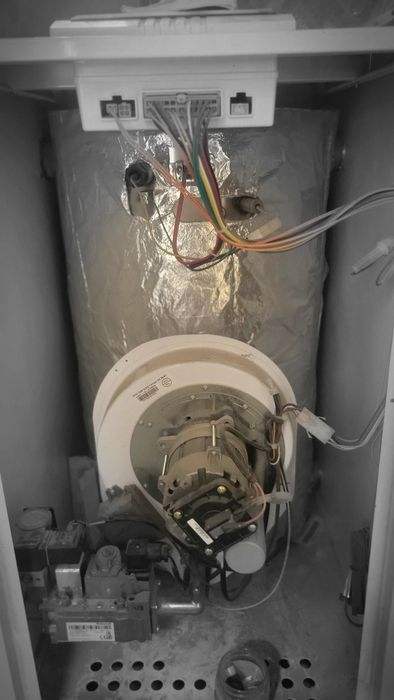 Газовый котел Navien GST-49K