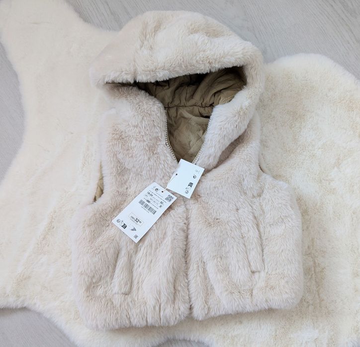 Vesta Zara noua, 2 ani, reversibila