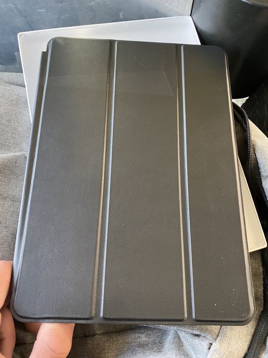Новый Чихол на Apple iPad 10 2