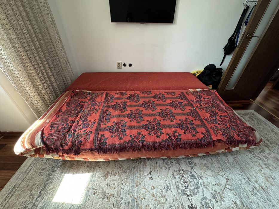 Диван белорусский красный тахта