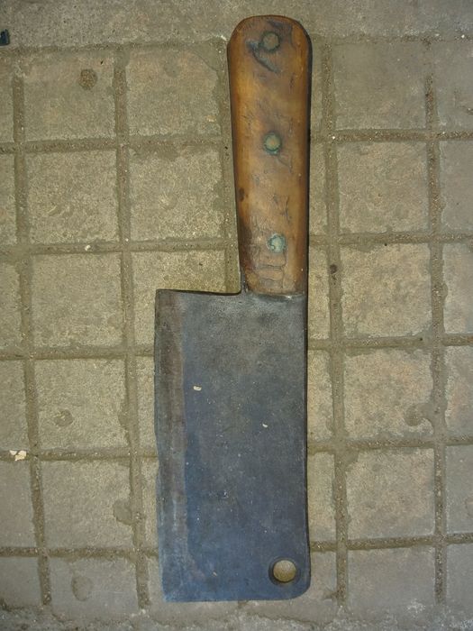 Автентичен много стар сатър с кокълена дръжка