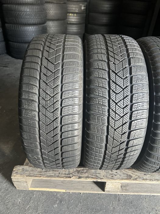 4 anvelope iarna 225/50/17 Pirelli Runflat DOT 2024!