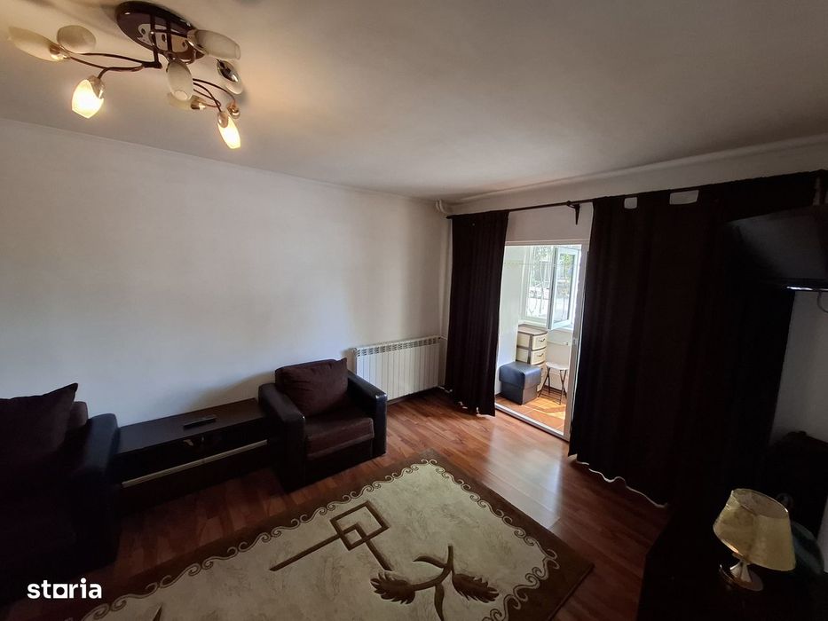 Apartament cu o cameră 40mp zona Bratianu Scoala nr. 8