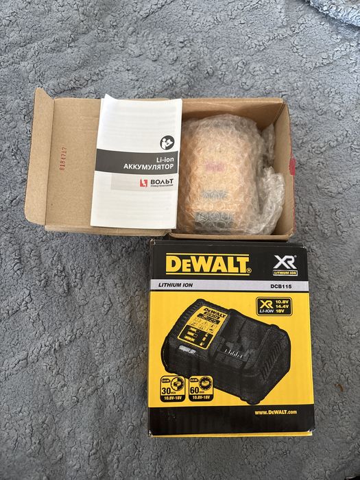 Шуруповерт DeWalt