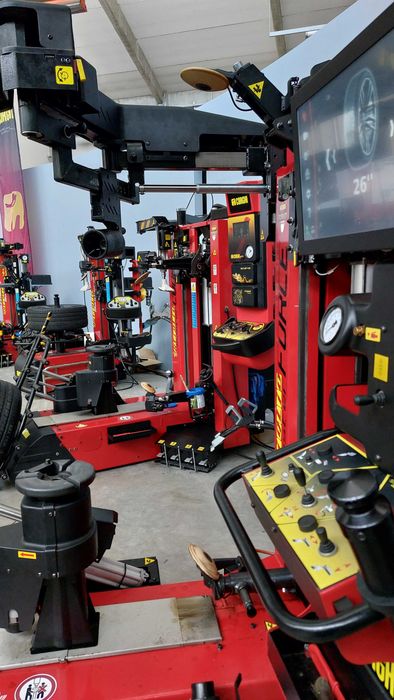 CORGHI - Artiglio Master Force - монтаж/демонтаж безконтактен робот