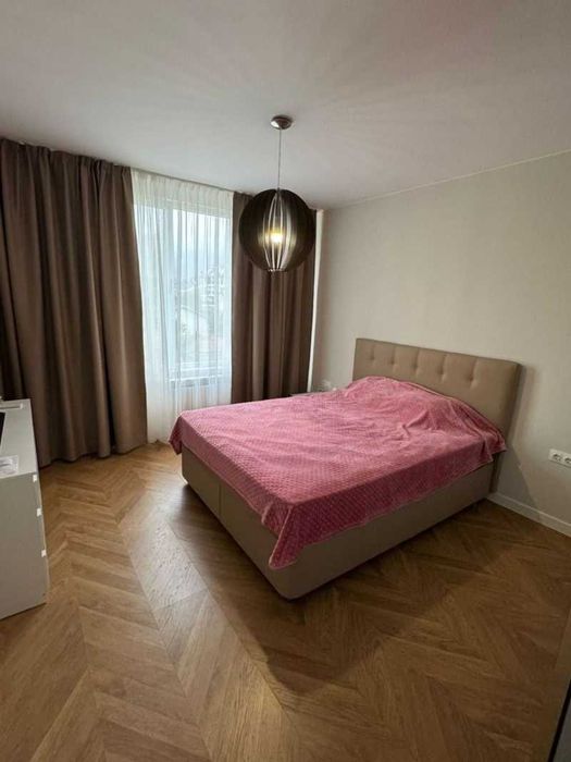 Дава се под наем Тристаен апартамент в София, Витоша - 100 кв.м за 376.89 € - Снимка #2