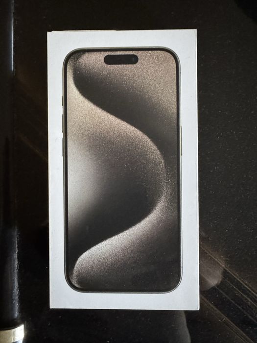 Продавам ipfone 15 pro