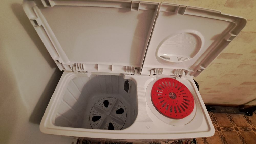 Продам стиральную машину полуавтомат