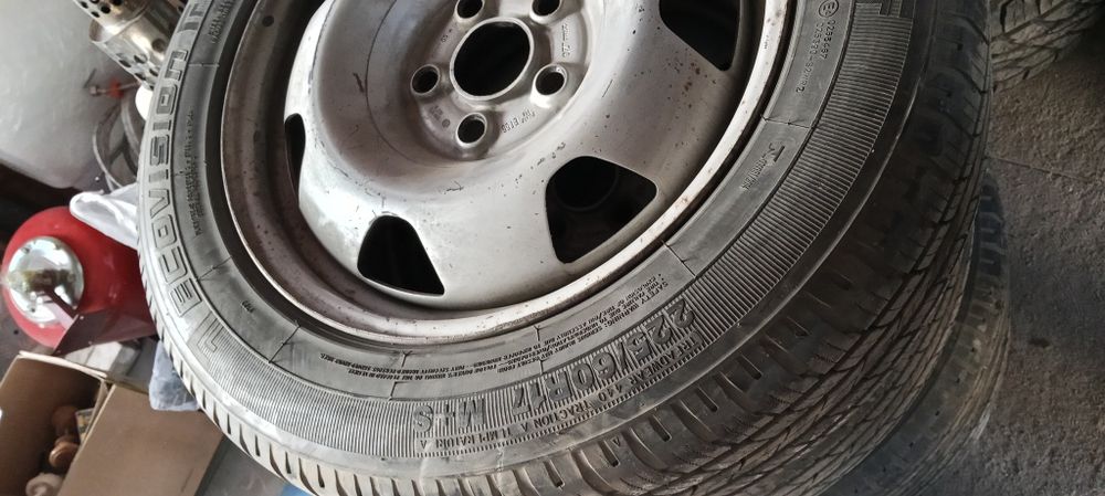 Продам диски с резиной Фольксваген т5т5