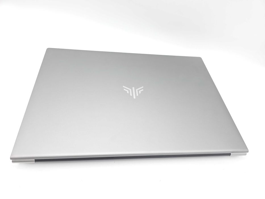 Laptop 16" KAIGERR RX16 Ryzen 7 16 GB DDR5 512GB nVME Radeon Graphics