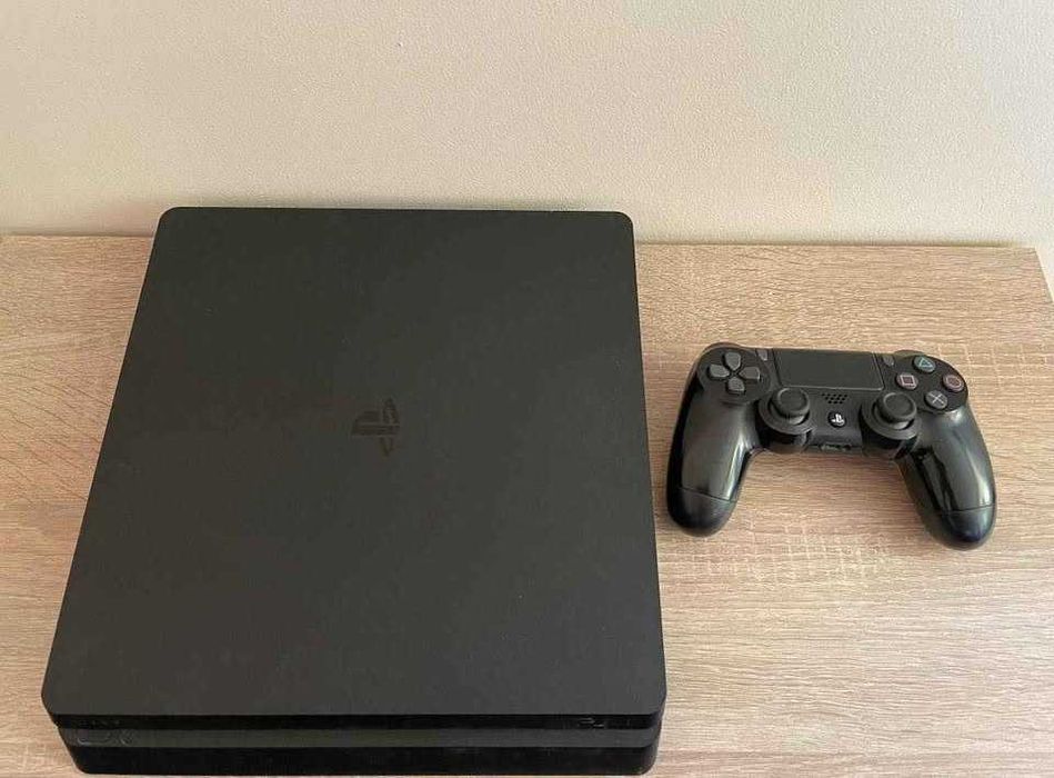 Playstation 4 slim 1TB