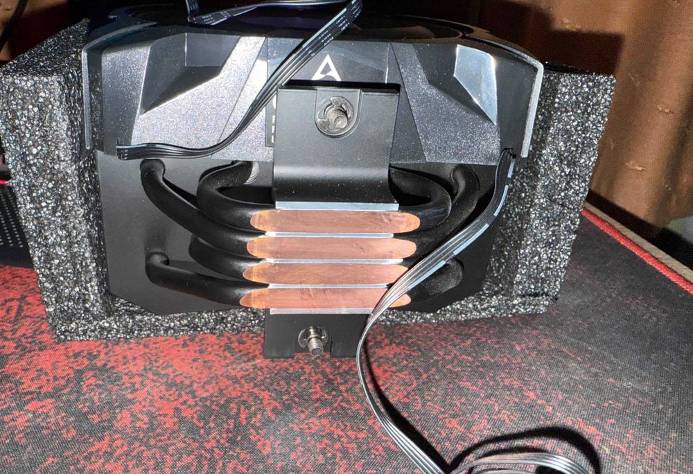 Продавам вентилатор за процесор Arctic Freezer A35 | ARTIC