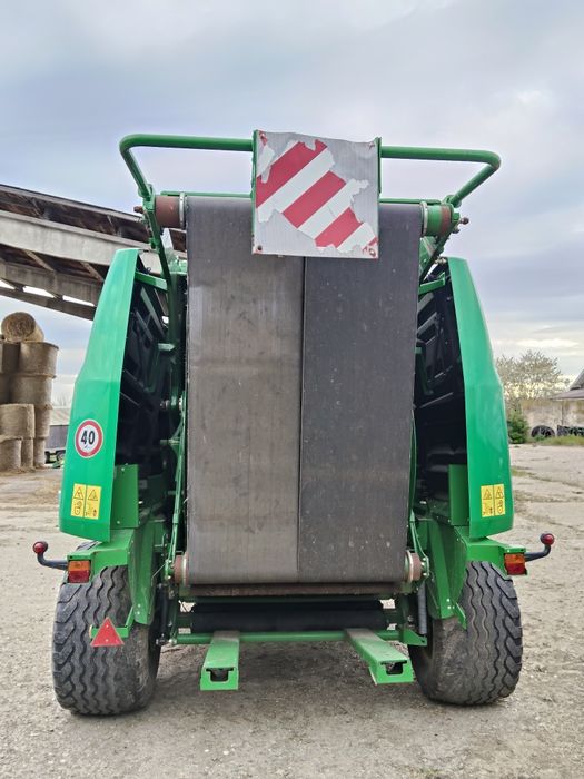 Balotiera Krone Comprima John Deere