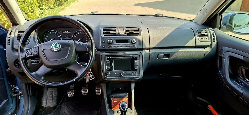 SKODA Fabia 2011 — imagine 5