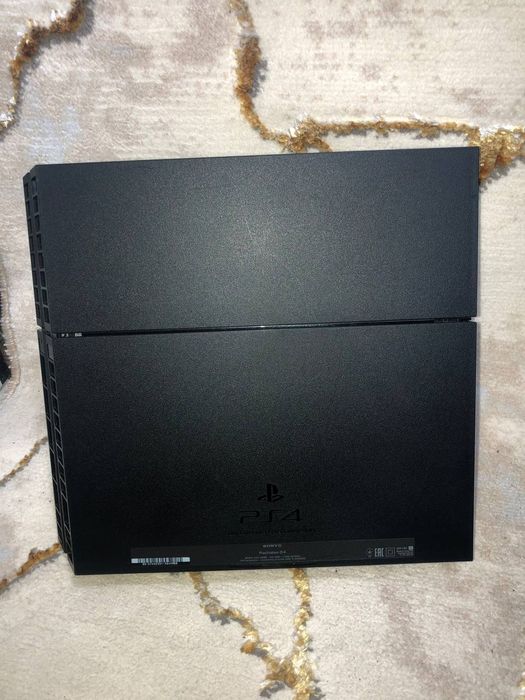 Ps4 1Tb xolat a'lo