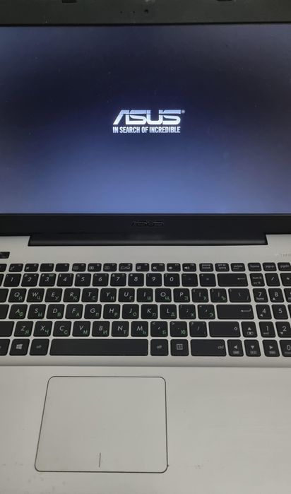 Продаю ноутбук Asus
