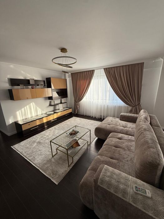 Apartament de inchiriat